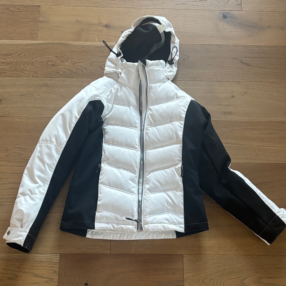 Women’s Obermeyer ski coat size 4